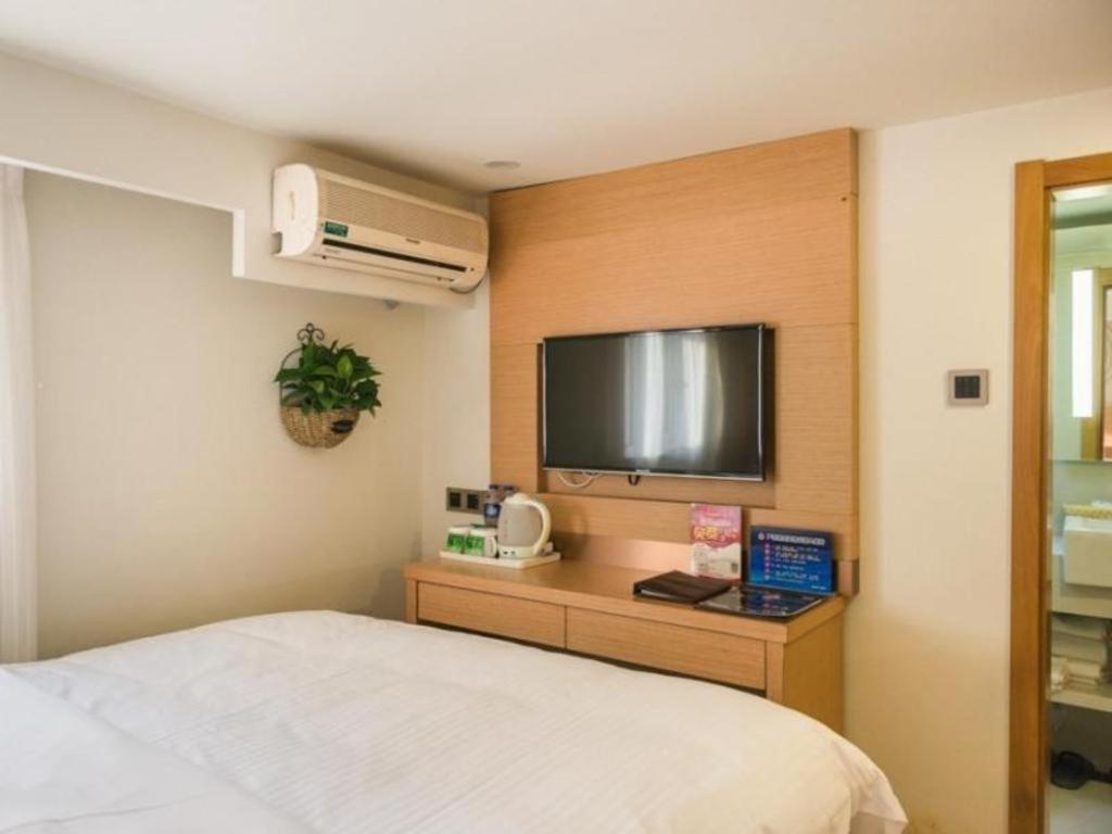 Greentree Inn Beijing Dongcheng District Wangfujin South Luogu Lane Houhai Express Hotel Bagian luar foto