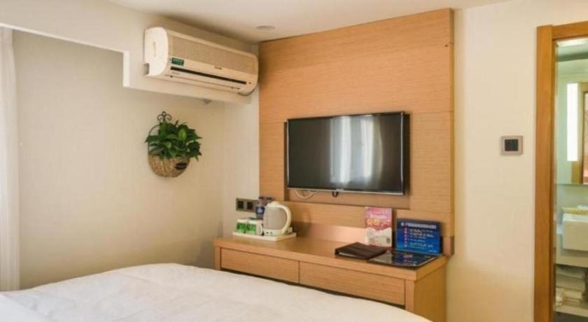 Greentree Inn Beijing Dongcheng District Wangfujin South Luogu Lane Houhai Express Hotel Bagian luar foto